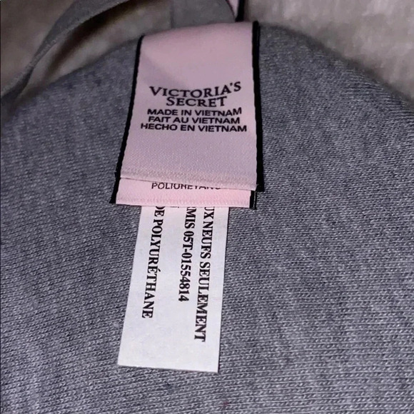 Victoria’s  Secret Ultra Soft Sleep Eye Mask/Cover - Picture 5 of 8